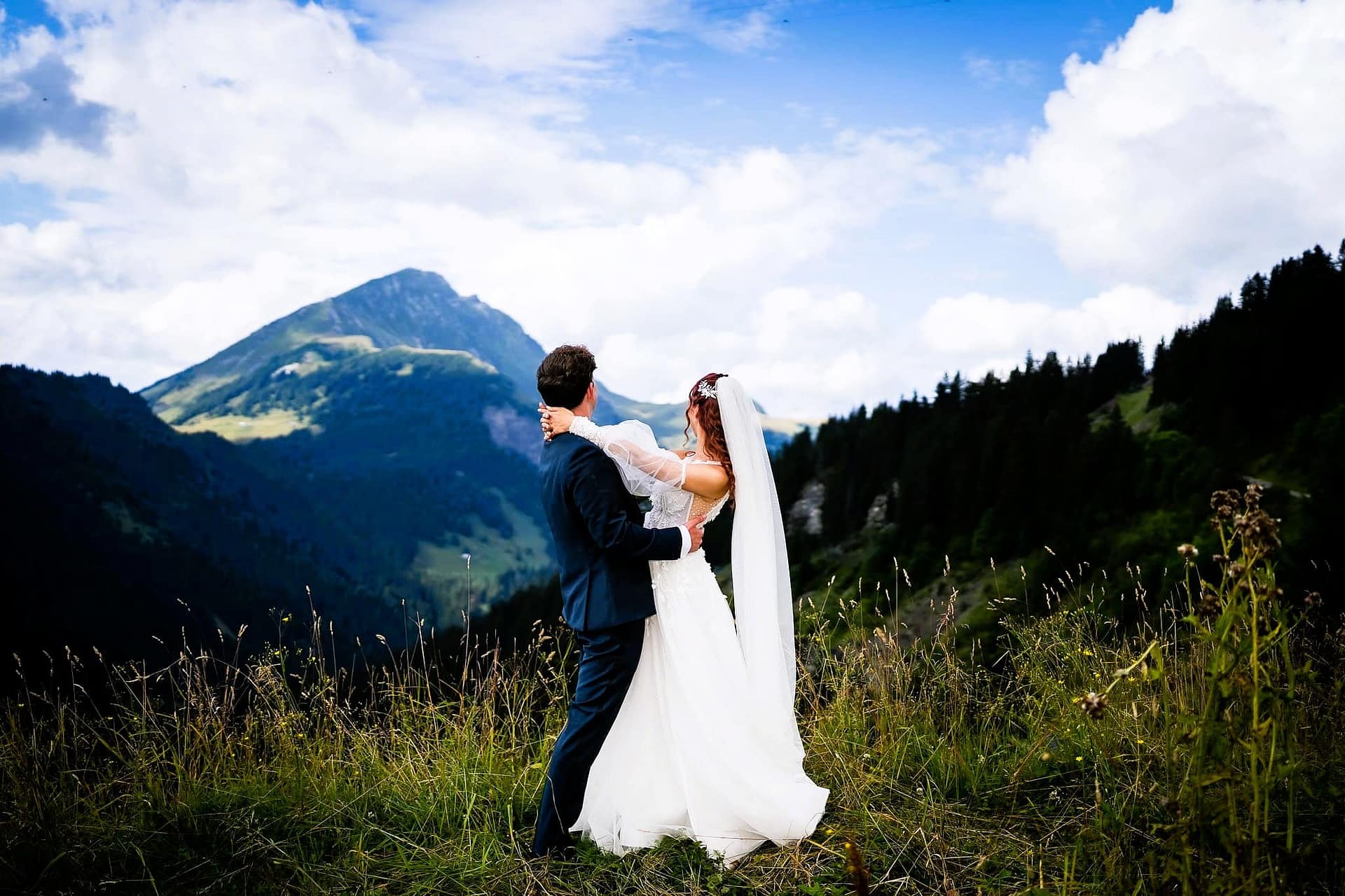 Photographe de mariage en Valais, sur Vaud, Genève et Fribourg